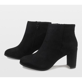 Bottines en daim noir sur le poteau A6801 le noir 4