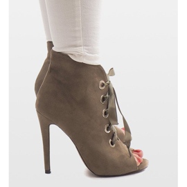 Bottes sur un talon haut 680-32 vert 3