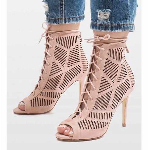 Bottes roses sur une épingle 1610-225 1