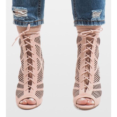 Bottes roses sur une épingle 1610-225 2