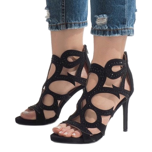 Bottes ouvertes noires sur un talon haut HF1436-20 1