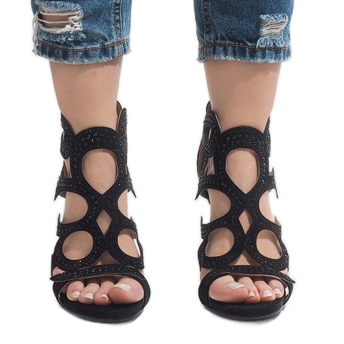 Bottes ouvertes noires sur un talon haut HF1436-20 le noir 2