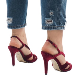 Sandales à talons hauts en daim rouge 9095-138 3
