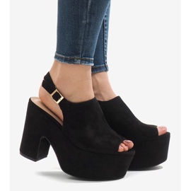 Sandales noires sur un bloc massif 8263CA 2