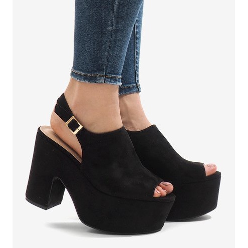 Sandales noires sur un bloc massif 8263CA 2