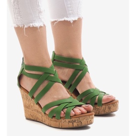 Sandales compensées vertes P2424A-47 1