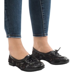 Baskets noires à lacets HC236 1