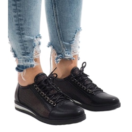 Chaussures noires ajourées TL44 le noir 1