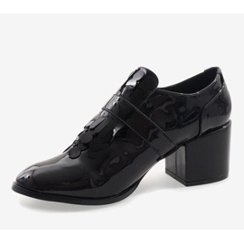 Bottines à talons laquées noires PZY-02 le noir 3