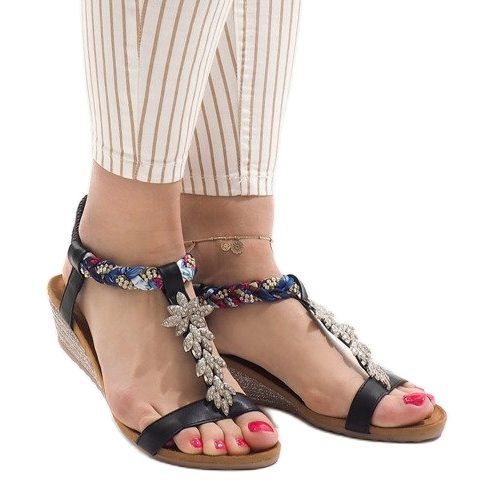 Sandales compensées noires avec un élastique B133-1 le noir 1