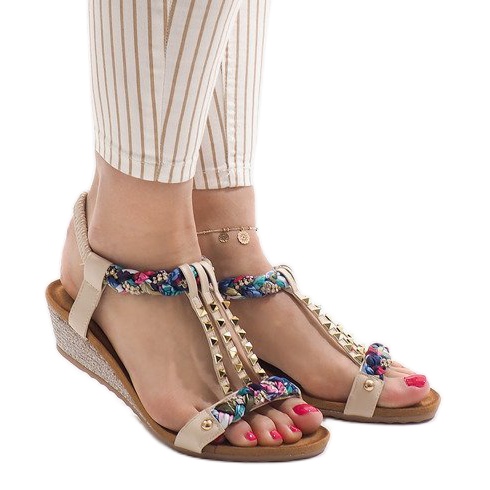 Sandales compensées beiges à clous B132-5 brun multicolore 1