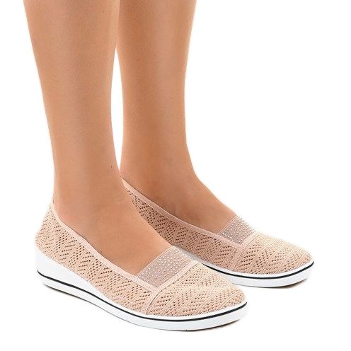 Baskets roses avec lacet sur le coin ZH-4 1