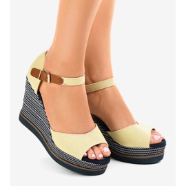 Sandales compensées beiges espadrilles 9079 1