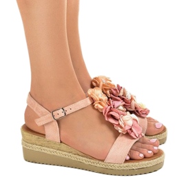 Sandales compensées roses à fleurs 218-168 3