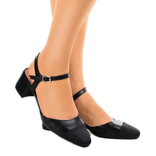 Escarpins noirs sur le poteau 5095 le noir 1