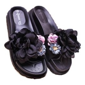 Queen Vivi Pantoufles En Daim Avec Fleurs le noir 2