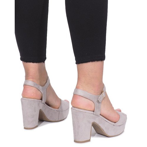 Sandales grises du poste Boiset 1 Sandales grises du poste Boiset 1