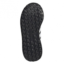 Adidas Originals Forest Grove Jr EE6557 chaussures noir 2