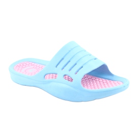 Pantoufles American Club en mousse bleue pour l'eau rose 1 Pantoufles American Club en mousse bleue pour l'eau rose 1
