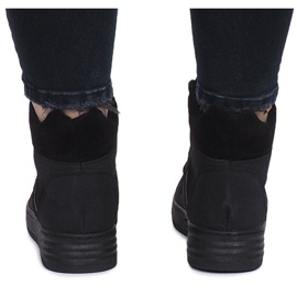 Baskets noires de Paule 1