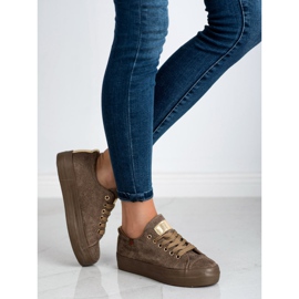 Tony Baskets en velours sur la plateforme vert 7