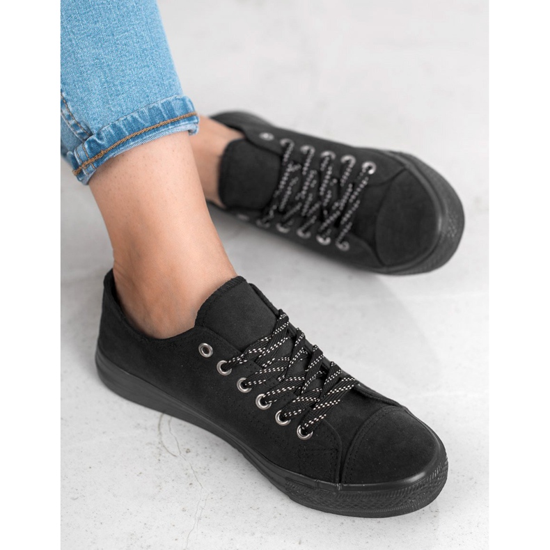 McKey Baskets noires confortables le noir 2