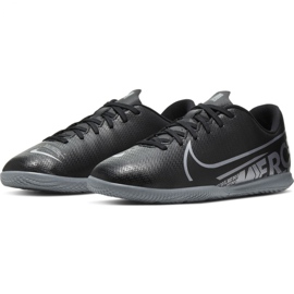 Nike Mercurial Vapor 13 Club Ic Jr AT8169 001 chaussures de football noir 2