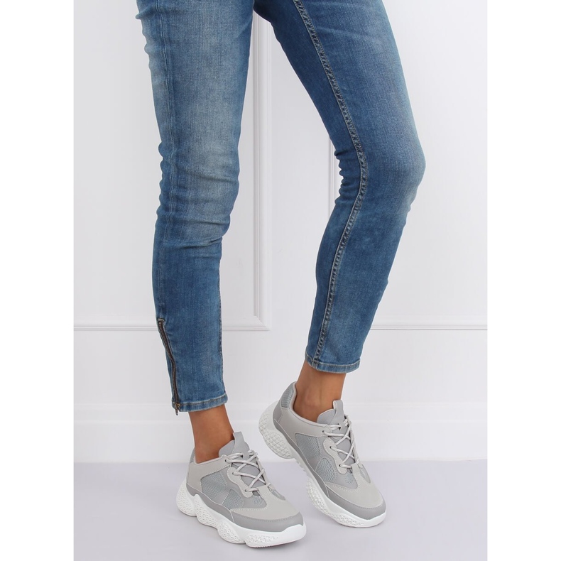 Gris G-200 Chaussures de sport grises 1