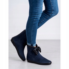 Kylie Bottes en daim avec nœud bleu marin 5