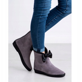 Kylie Bottes en daim avec nœud gris 2