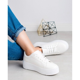 SHELOVET Chaussures de sport sur la plate-forme blanc 2