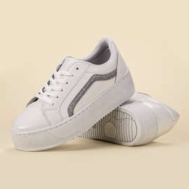 SHELOVET Chaussures de sport sur la plate-forme blanc 1