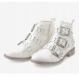 Boots ajourées blanches à boucle NC171 3