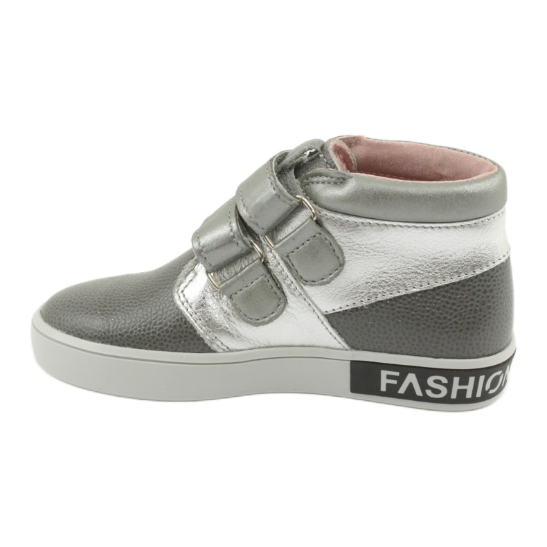 Mazurek Chaussures pour enfants en cuir pour Velcro 1356 Gray / Silver gris 2 Mazurek Chaussures pour enfants en cuir pour Velcro 1356 Gray / Silver gris 2
