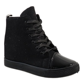 Baskets noires sur le coin DD385-1 le noir 1