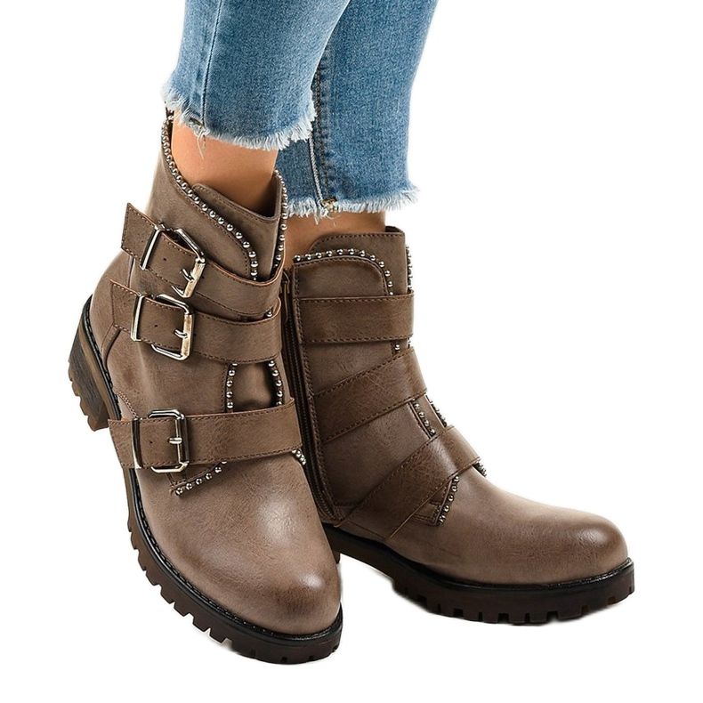Boots femme vertes sur semelle massive C569 1
