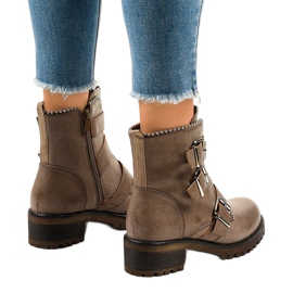 Boots femme vertes sur semelle massive C569 3