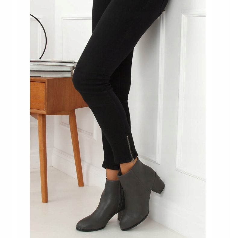 Escarpins gris classiques 77-71 Gris 2 Escarpins gris classiques 77-71 Gris 2