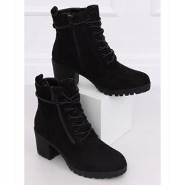 Bottes noires sur le protecteur W358 Noir le noir 2 Bottes noires sur le protecteur W358 Noir le noir 2