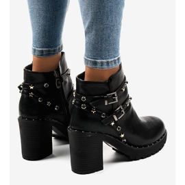 Bottines noires à étoiles D37-9 le noir 4