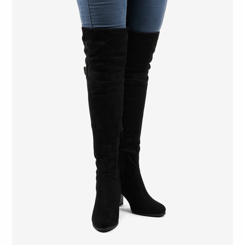 Bottes en daim noir sur le poteau isolé R18-17 le noir 2