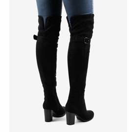 Bottes en daim noir sur le poteau isolé R18-17 le noir 6