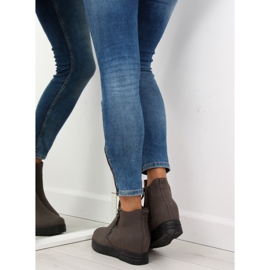 Bottes grises sur un coin caché SJ657 Dark Grey 7