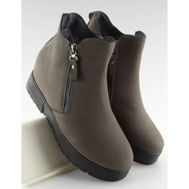 Bottes grises sur un coin caché SJ657 Dark Grey 5