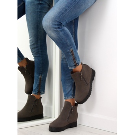 Bottes grises sur un coin caché SJ657 Dark Grey 4