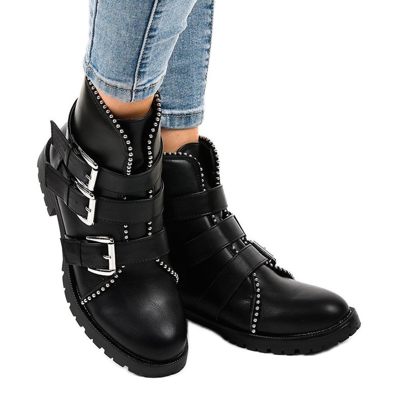 Bottes noires pour femmes avec une fermeture éclair 2580 2