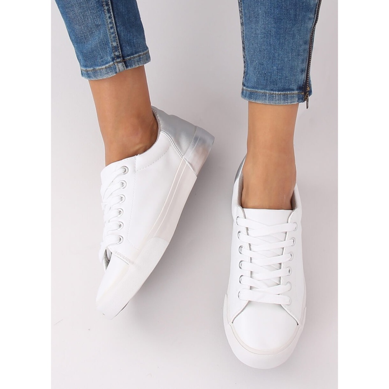 Baskets femme blanches et argentées A88-29 W-SILVER gris 2 Baskets femme blanches et argentées A88-29 W-SILVER gris 2