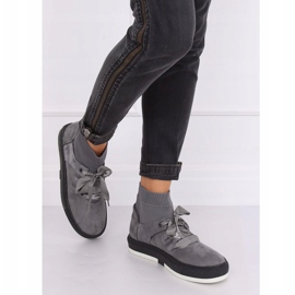 Gris CH-95 Baskets grises 1 Gris CH-95 Baskets grises 1