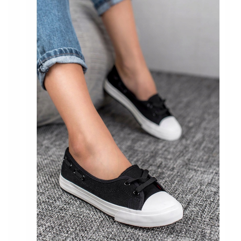 J. Star Baskets basses élégantes le noir 1