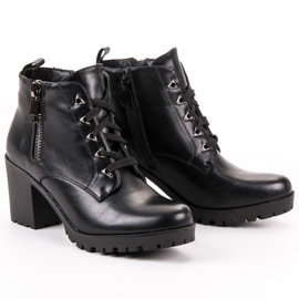 Vinceza Bottes basses sur le bar noir 1